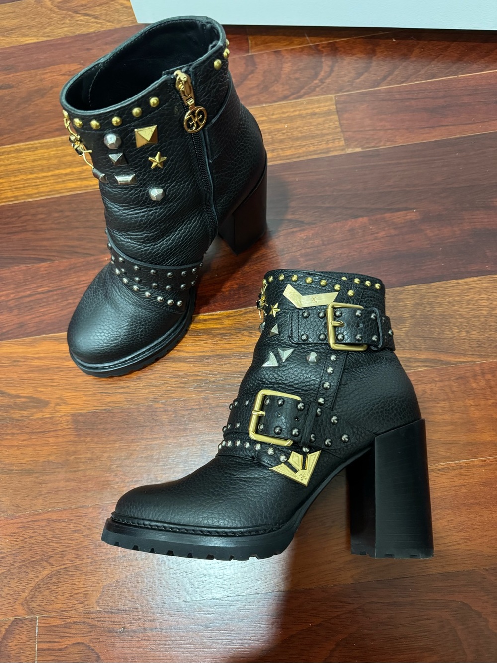 FABI Luxury Italian Leather Studded Ankle Boots 36 1/2